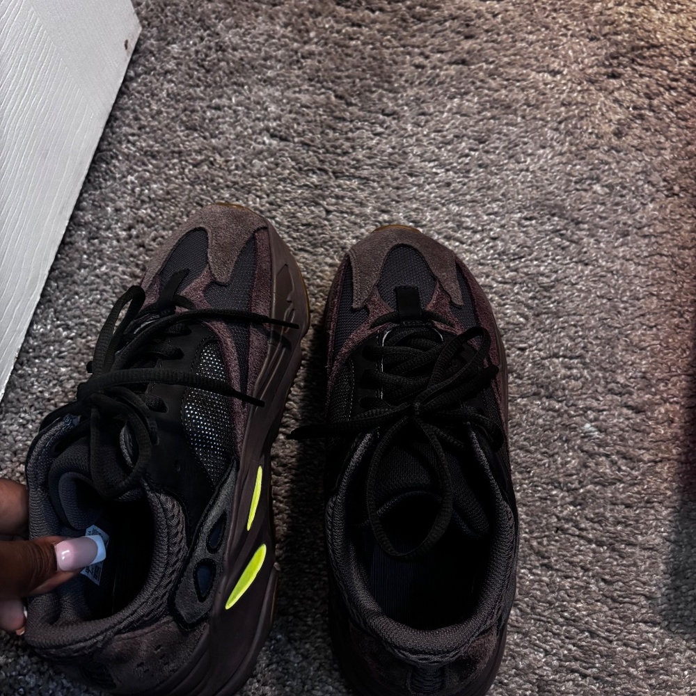 Yeezy boost - Picture 3 of 3